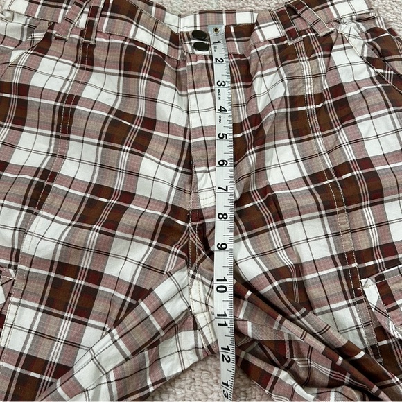NWT Anthropologie Pilcro Slim Plaid Cargo Capris 90's Style Y2K Style Size Small - Picture 8 of 14